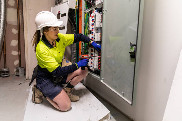 Best Licensed Electrician  in Nth Plains, OR